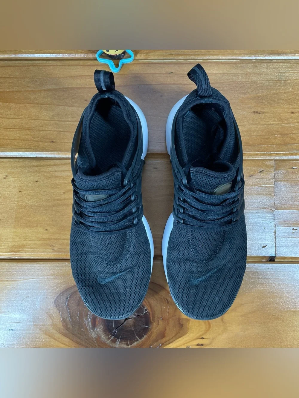 Nike Air Presto Womens Size 8 Black White Athletic Shoes Sneakers 878068-001